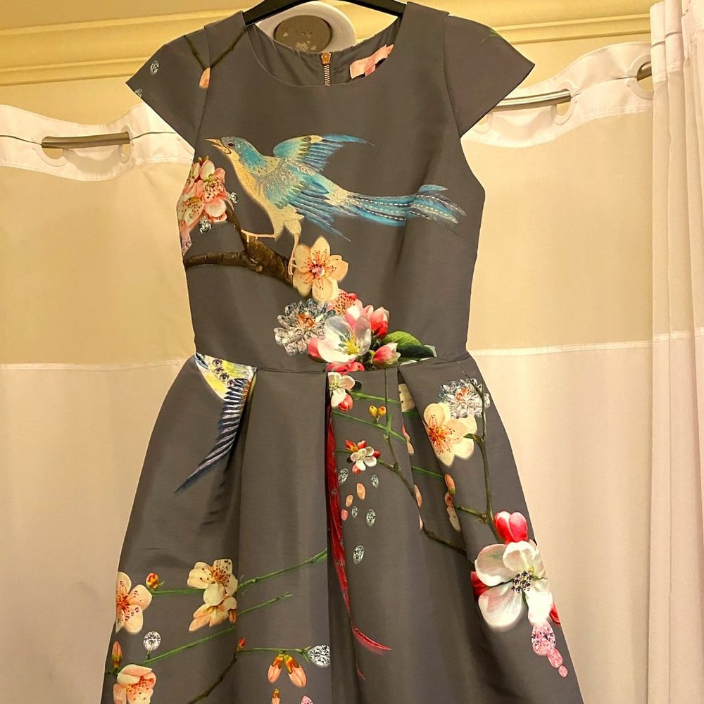 TED BAKER London Zaldana Flight of the Orient Structured Dress TB 0/US 0-2